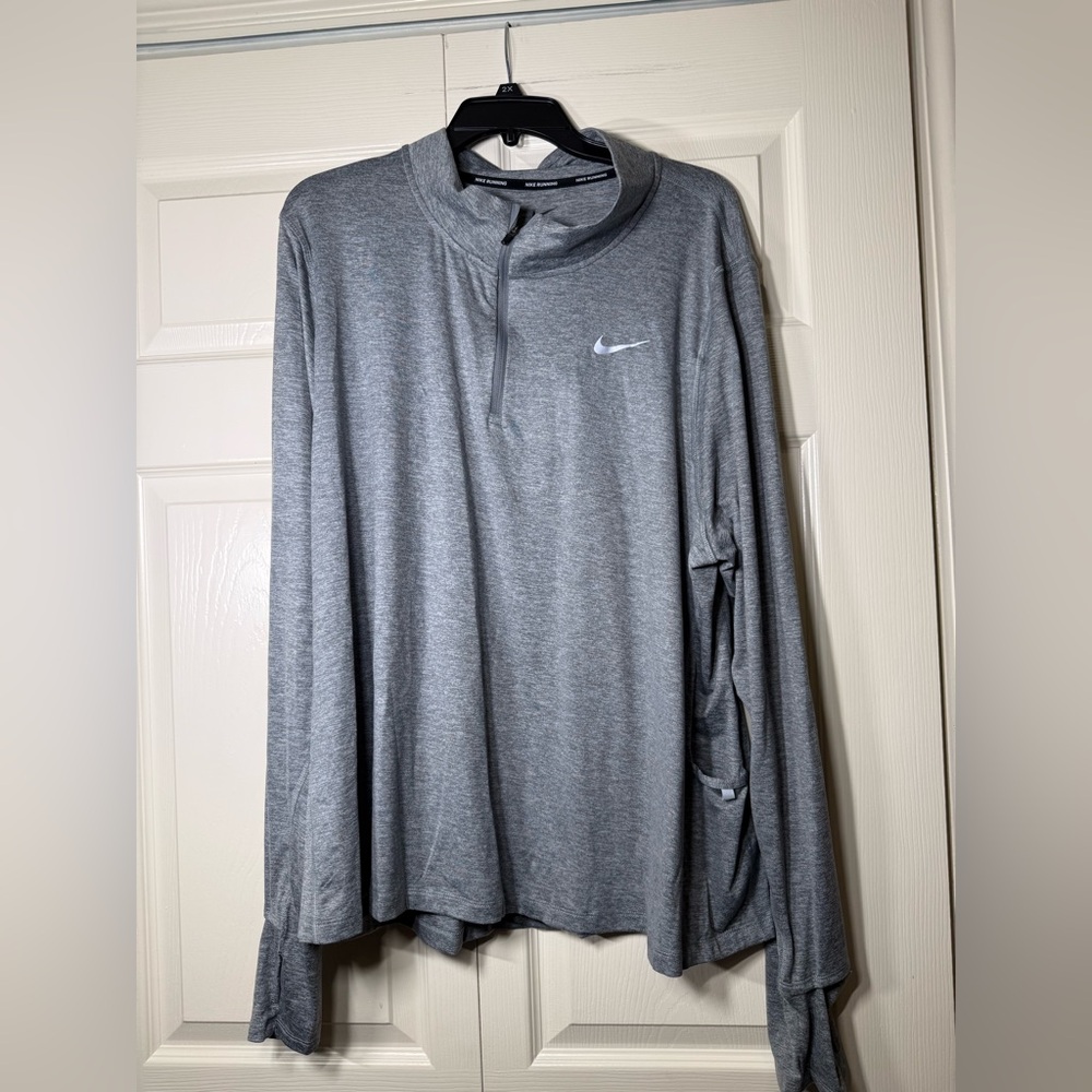 Nike‎ Women’s Gray Pullover Running 1/4 Zip Plus Size Gym Workout Dri-Fit